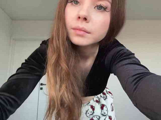 Lil-RO-XO webcam