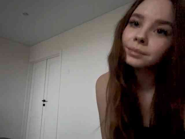 Lil-RO-XO webcam