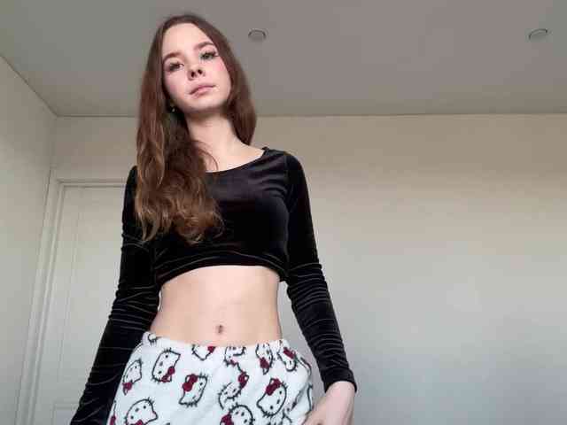 Lil-RO-XO webcam