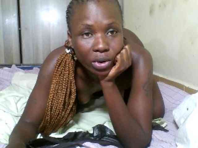 Naughtyviv webcam