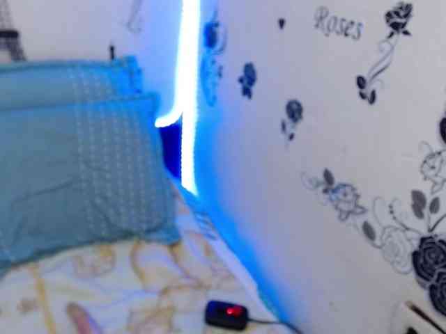 Samanta-Evants webcam