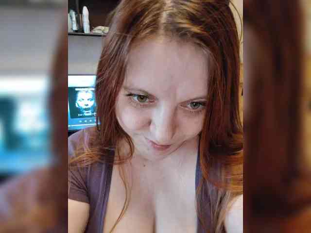 MilfaSguirt webcam
