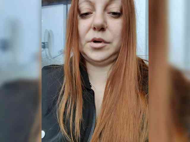 MilfaSguirt webcam