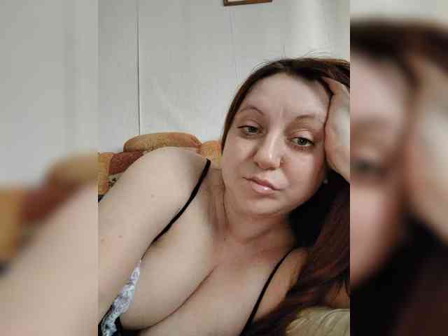 MilfaSguirt webcam