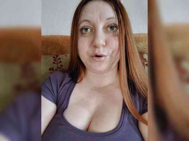 MilfaSguirt webcam