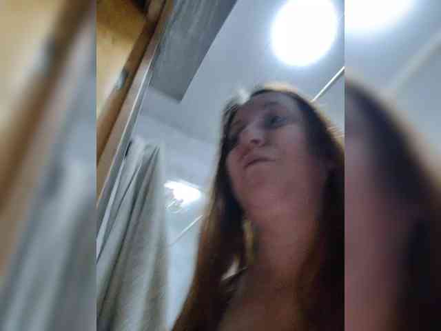 MilfaSguirt webcam