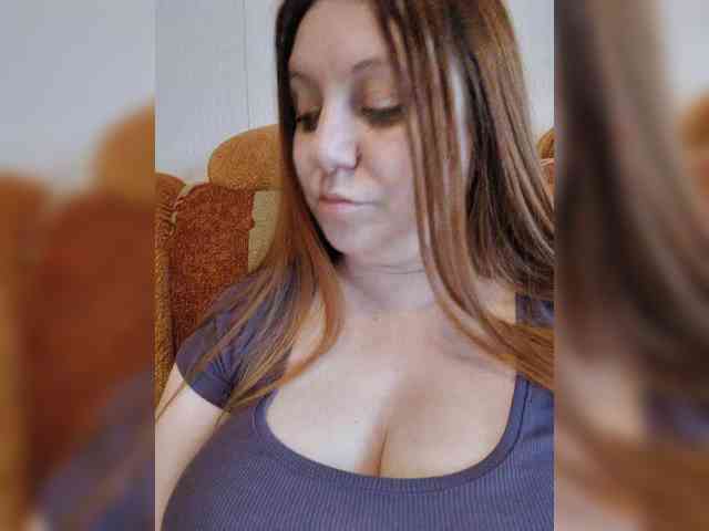 MilfaSguirt webcam
