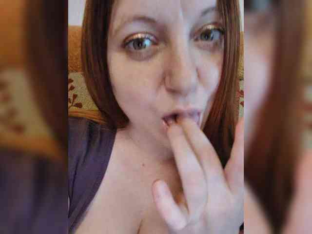 MilfaSguirt webcam