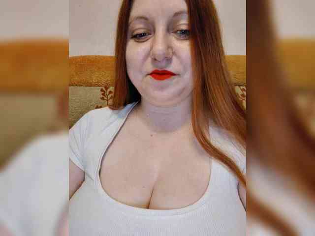 MilfaSguirt webcam