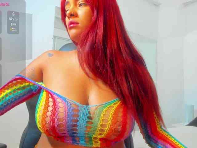 sophya-bella webcam