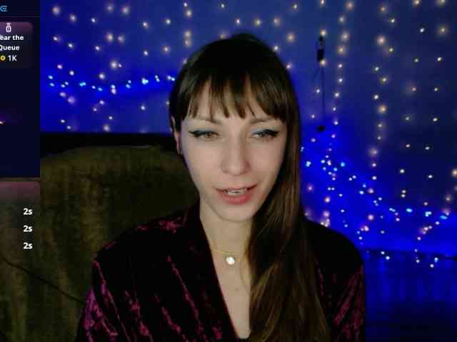 Lady-Caroline webcam