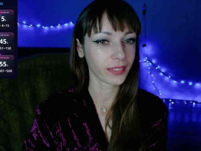 Lady-Caroline webcam