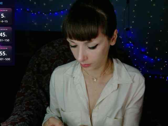 Lady-Caroline webcam