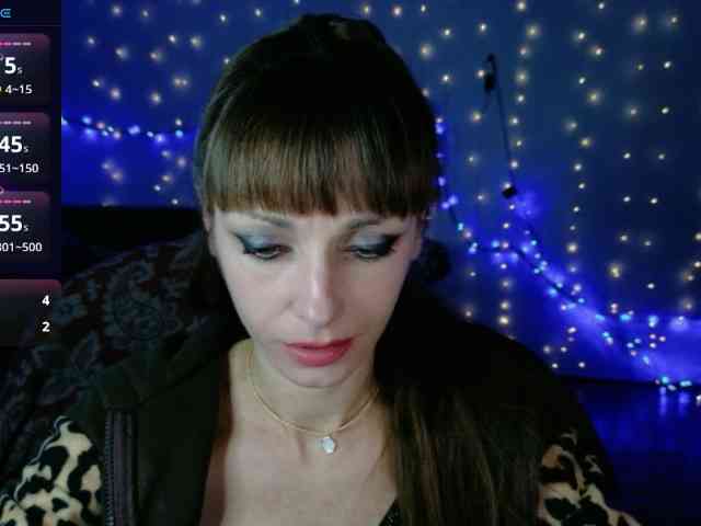 Lady-Caroline webcam
