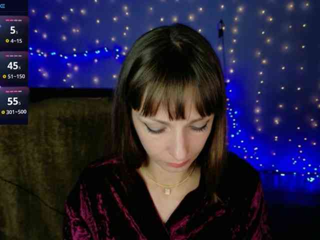 Lady-Caroline webcam