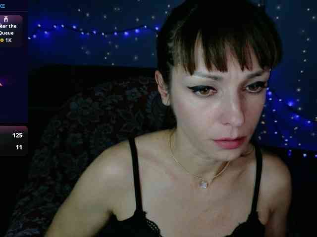 Lady-Caroline webcam