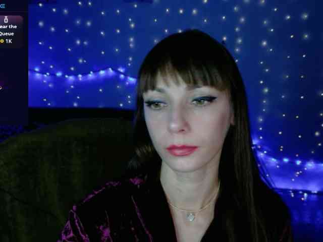 Lady-Caroline webcam