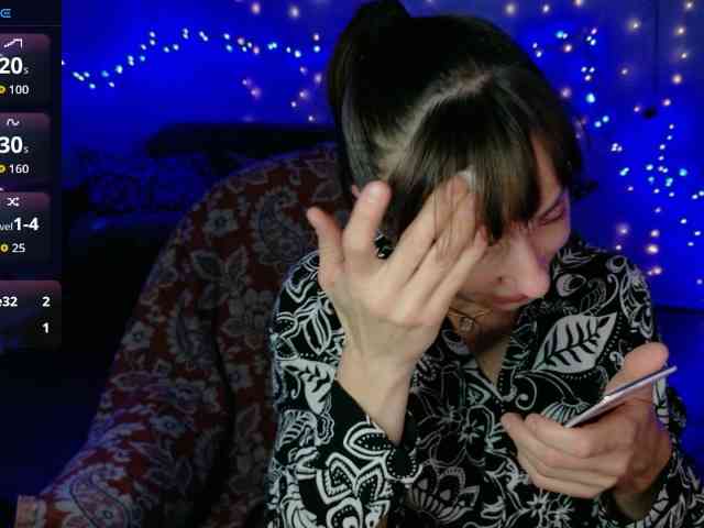 Lady-Caroline webcam