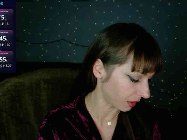 Lady-Caroline webcam