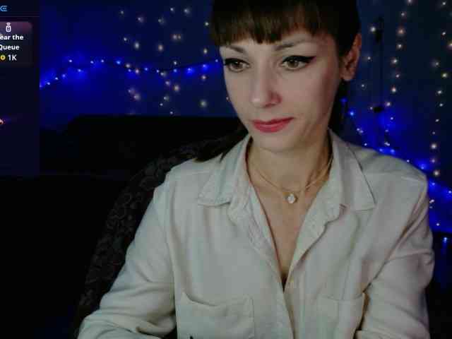 Lady-Caroline webcam