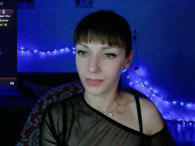 Lady-Caroline webcam