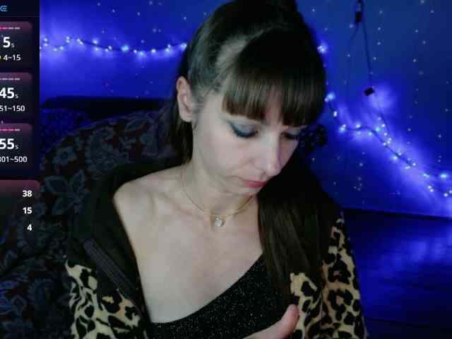 Lady-Caroline webcam