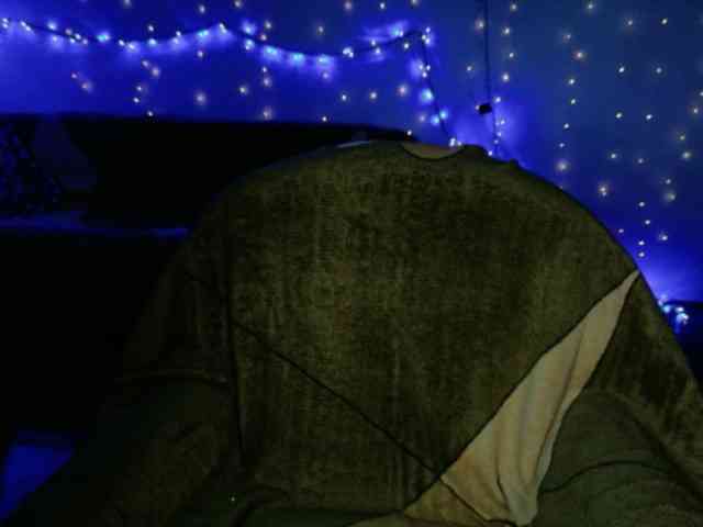 Lady-Caroline webcam