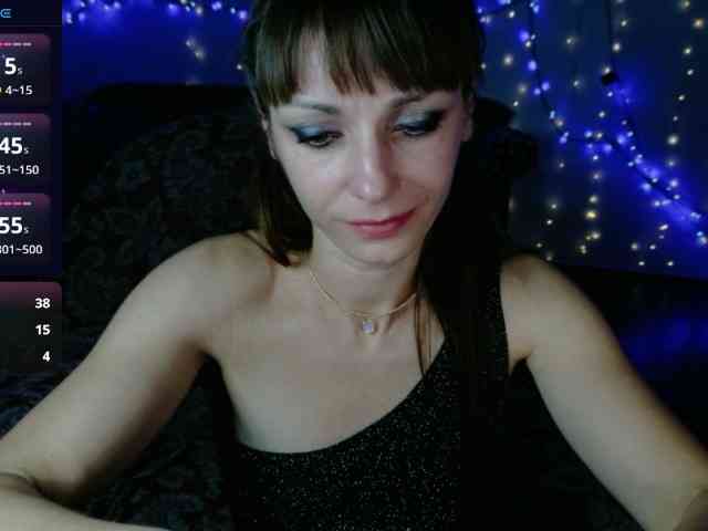 Lady-Caroline webcam