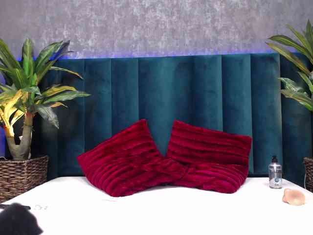 RoxieAnne webcam