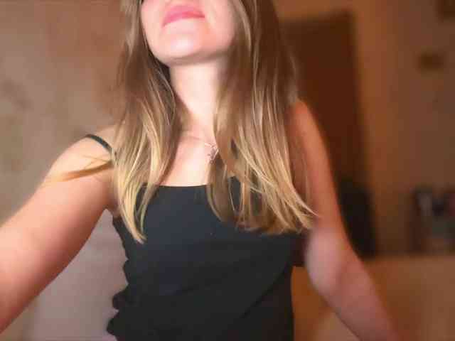 AliciaParker webcam