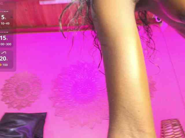 Marian-Reynolds webcam