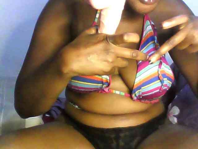 Assqueeen webcam