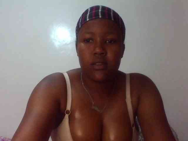 Sexyshee webcam