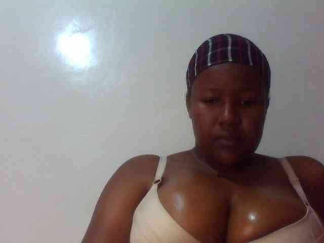 Sexyshee webcam