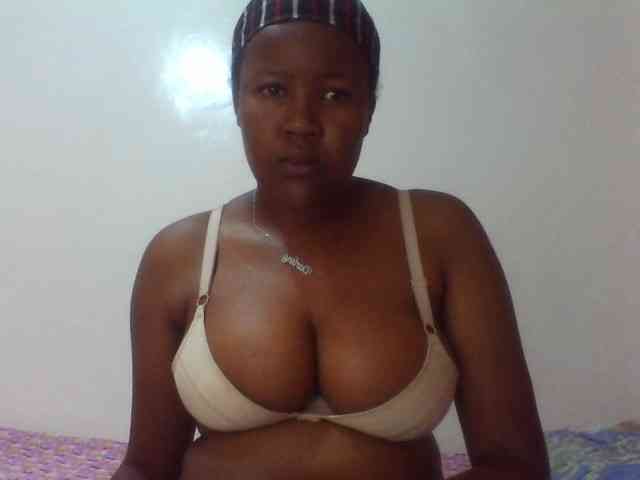 Sexyshee webcam
