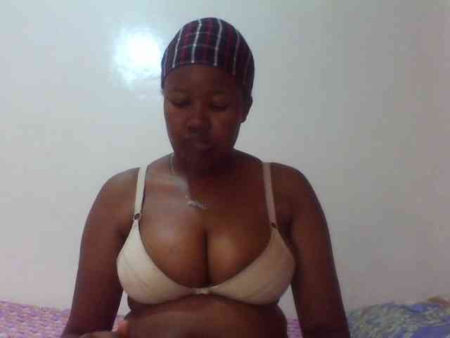 Sexyshee webcam
