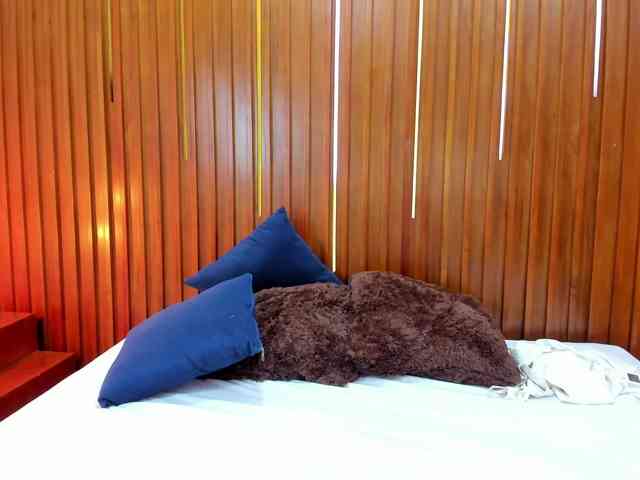 MadisonLee webcam