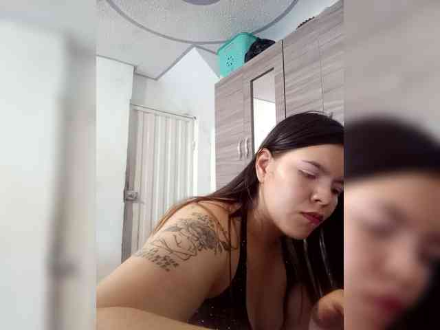 Emily-510 webcam
