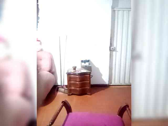 Emily-510 webcam