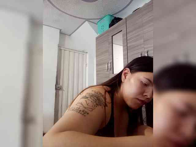 Emily-510 webcam