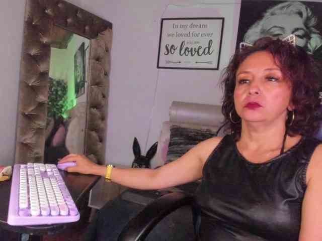 beatricez webcam