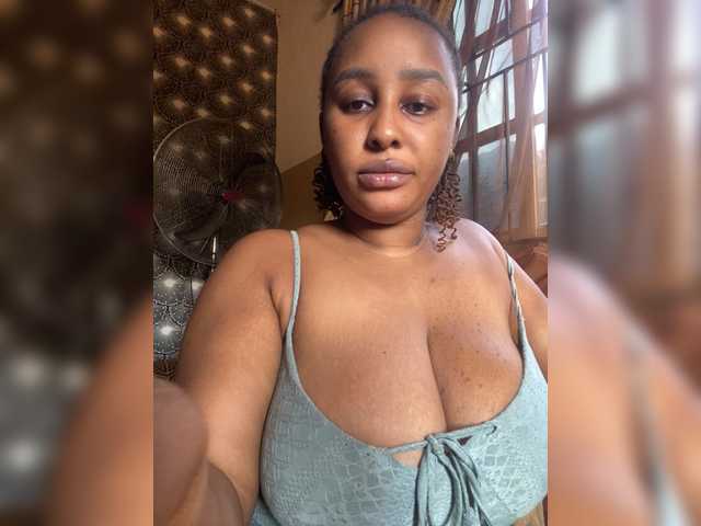 Bigboobiestiza Bigboobiestiza