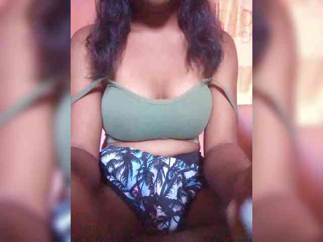 Mimie12 webcam