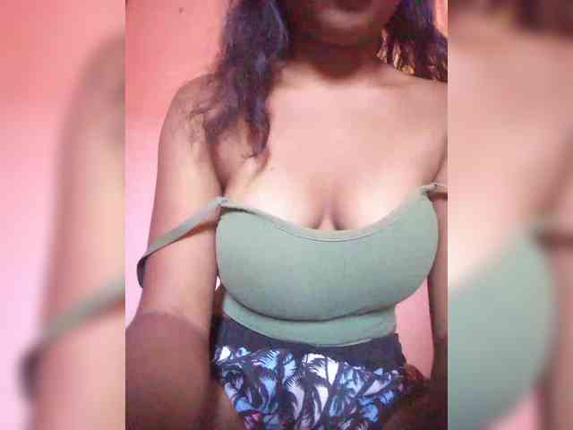 Mimie12 webcam
