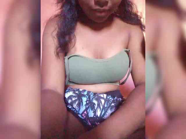 Mimie12 webcam