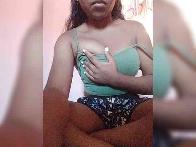 Mimie12 webcam