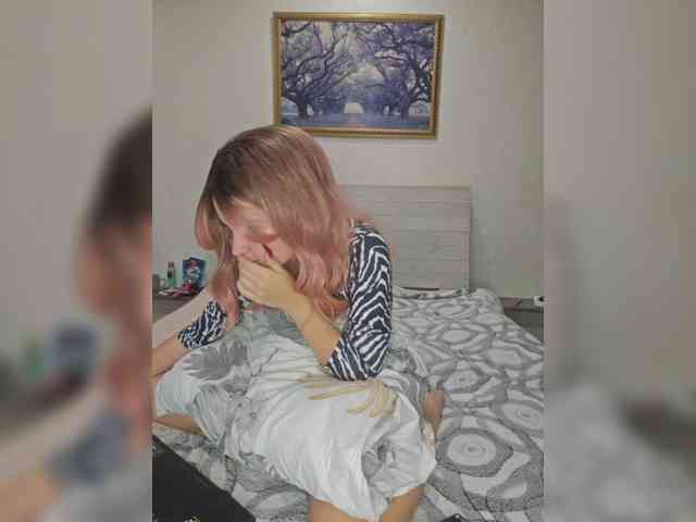 Leah-2 webcam
