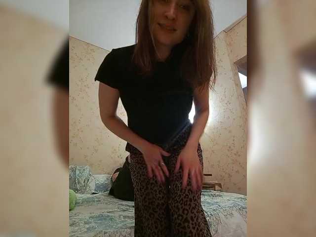 go to chat with Lovi_Moment