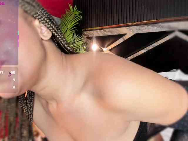 AliceKings webcam