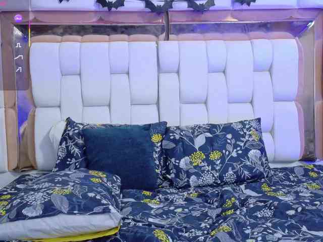 loveebonyyjuices webcam